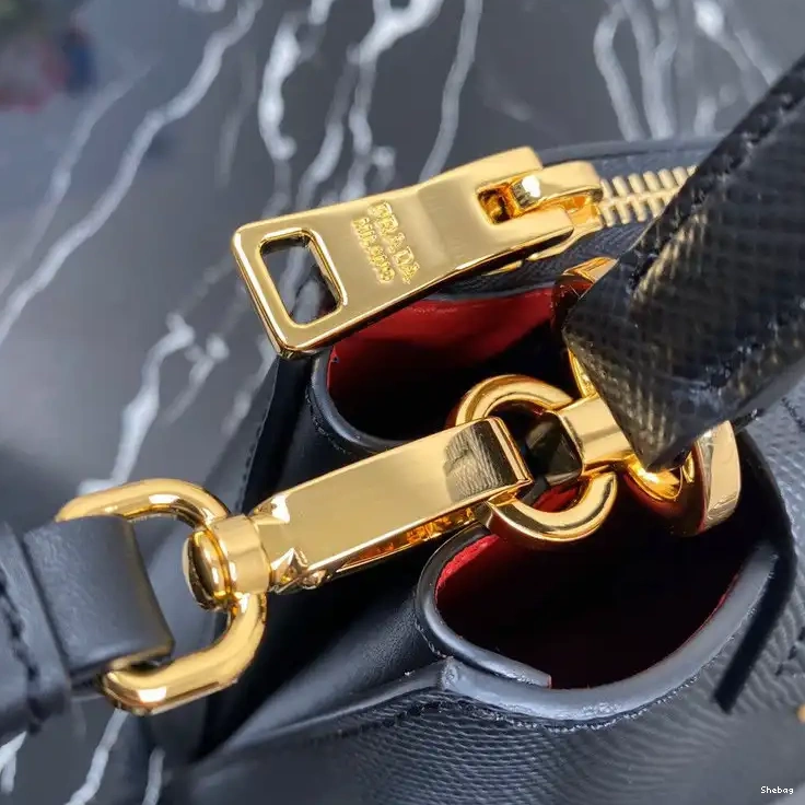 Bags Prada 206B570021 0810